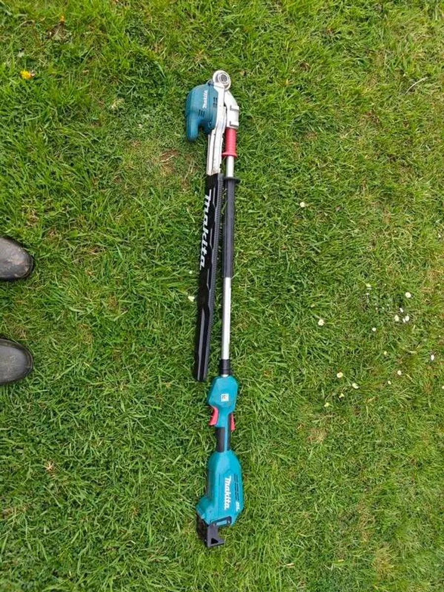 Pole Hedge Trimmer Makita 18v DUN500W with battery and charger - Image 1