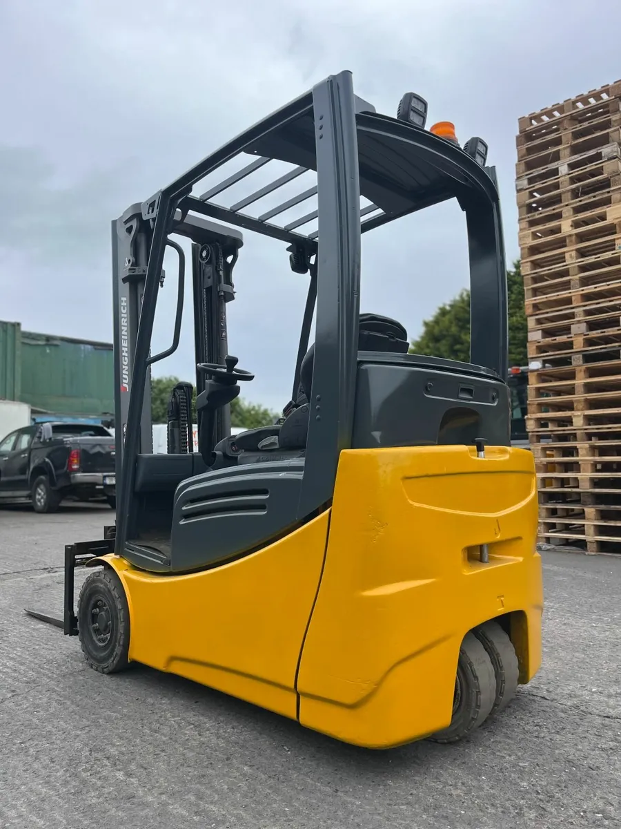 Jungheinrich Electric Forklift - Image 3