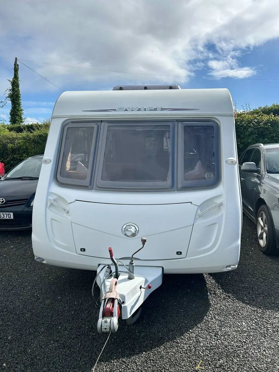 Swift challenger 530 2009 - Image 3