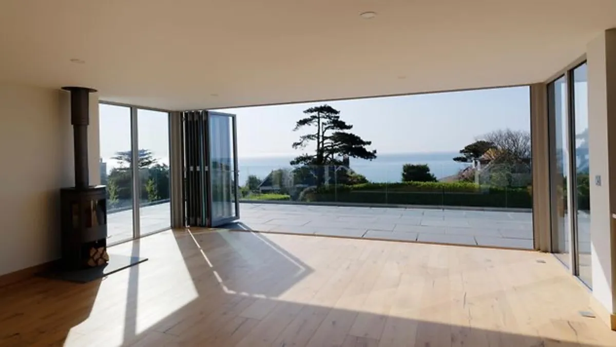 Bifold patio doors - Image 4
