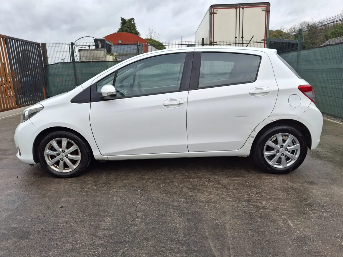 2013 Toyota Yaris  1.3 Petrol - Image 4