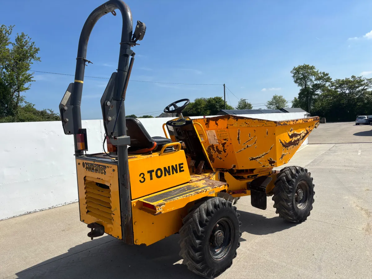 Thwaites 3 ton swivel - Image 1