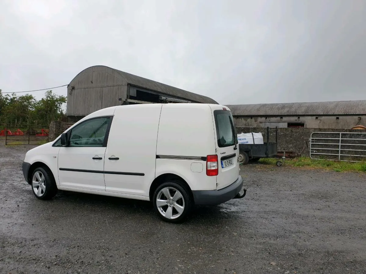 Vw caddy very low  kms - Image 3