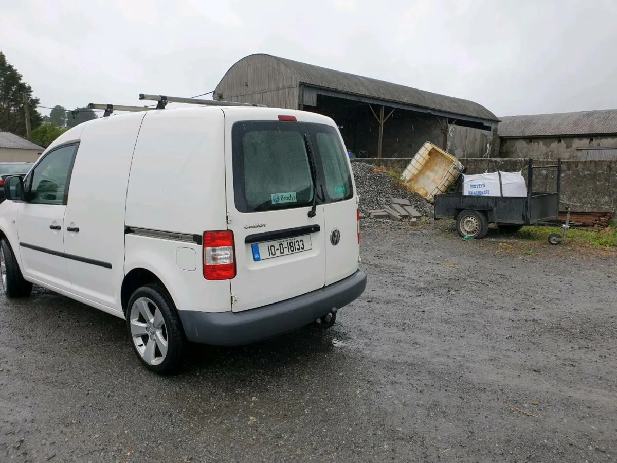 Vw caddy very low  kms - Image 4