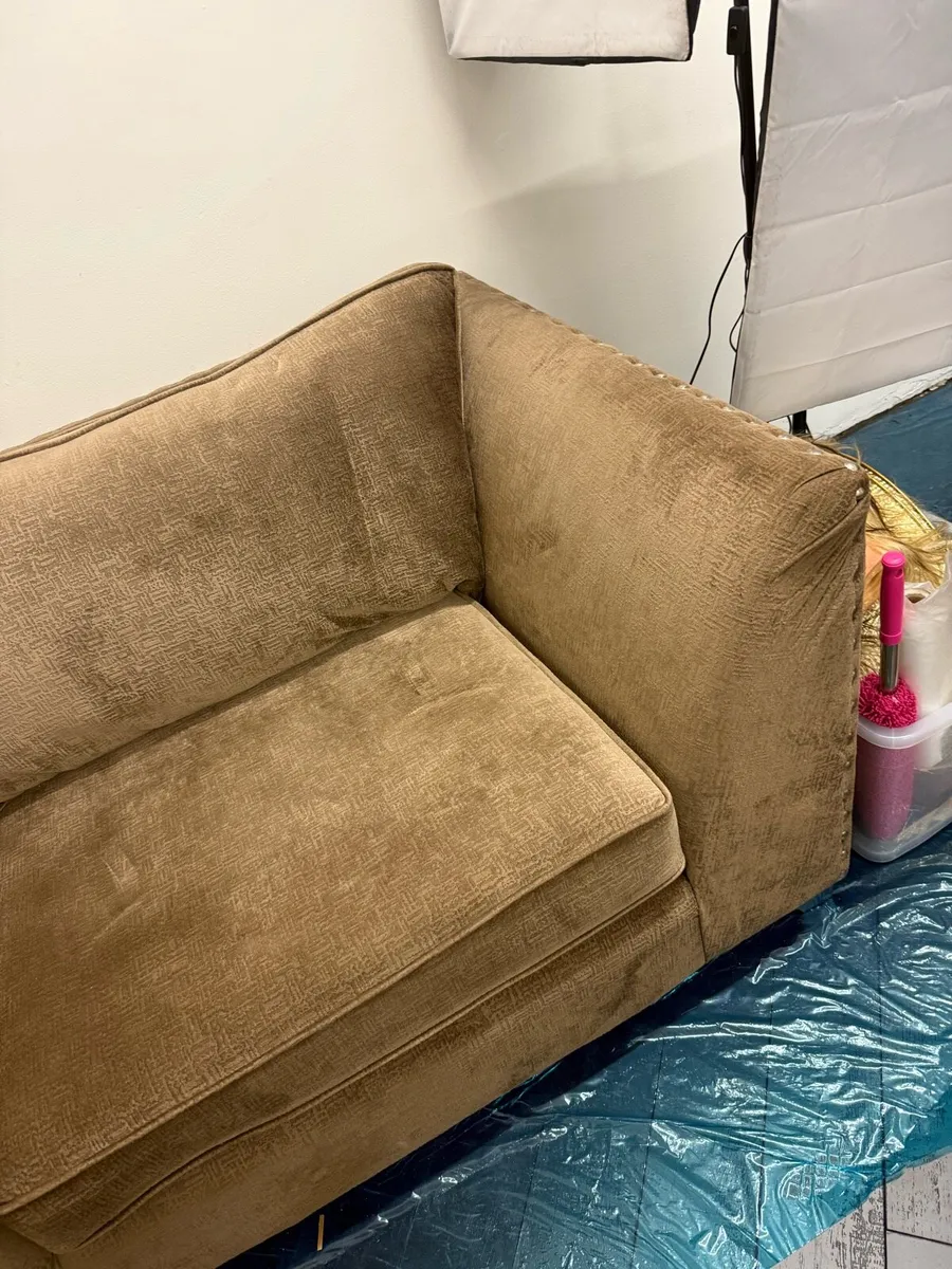 Couch - Image 1