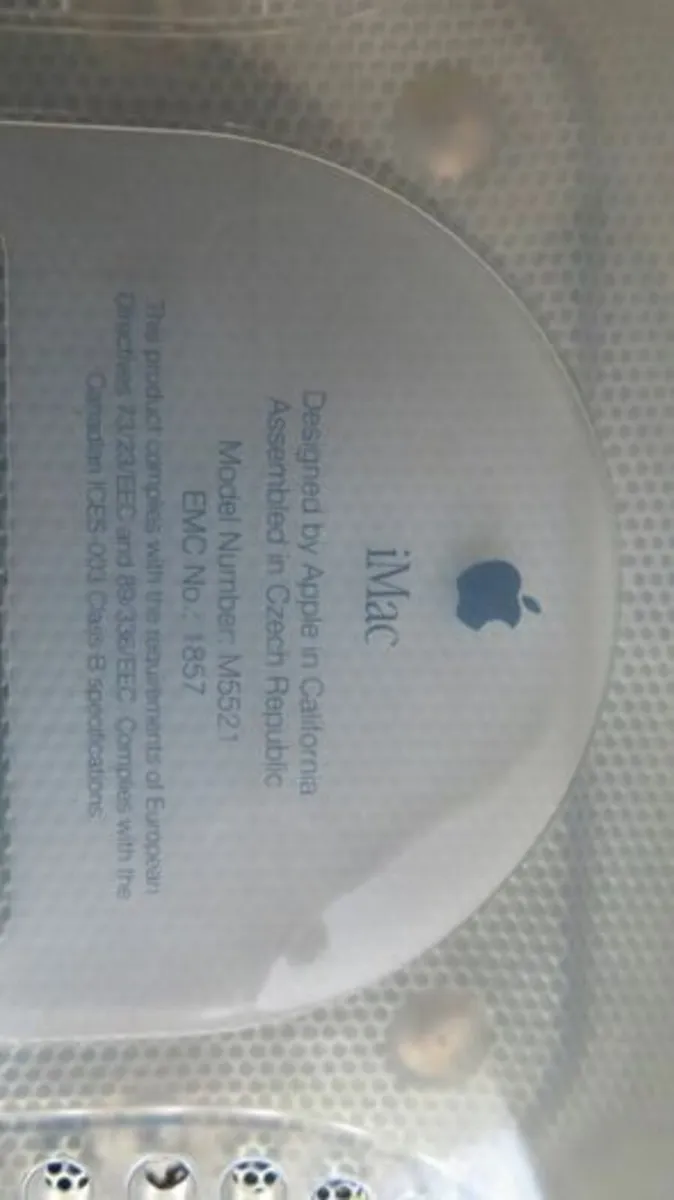 iMac - G3 5521 (Vintage - 25 years old) - Image 2