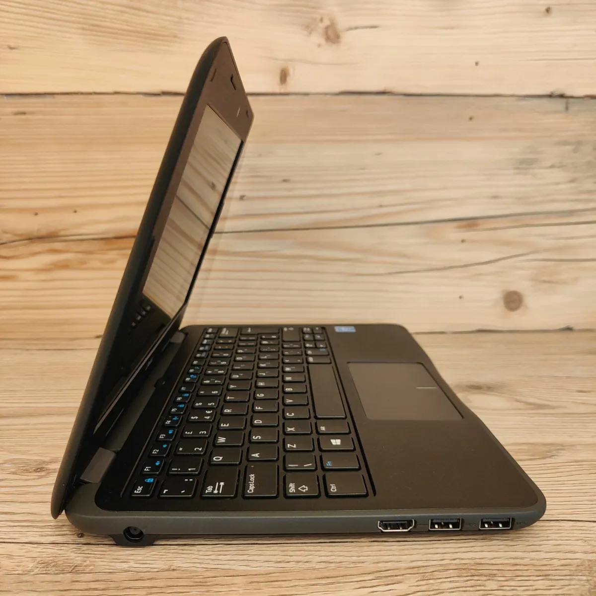Dell Latitude 3190 / Intel N4120/ DDR4/ SSD 256Gb/ - Image 2