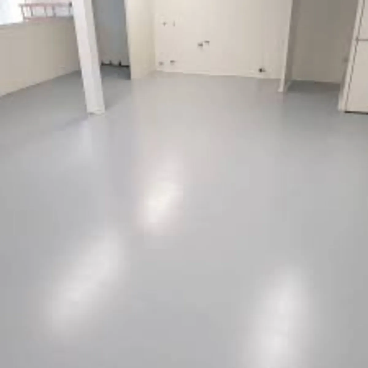 Floor paint - Image 1