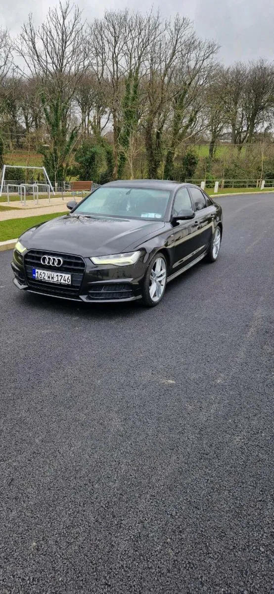 Audi A6 S-line Ultra Black Edition - Image 3