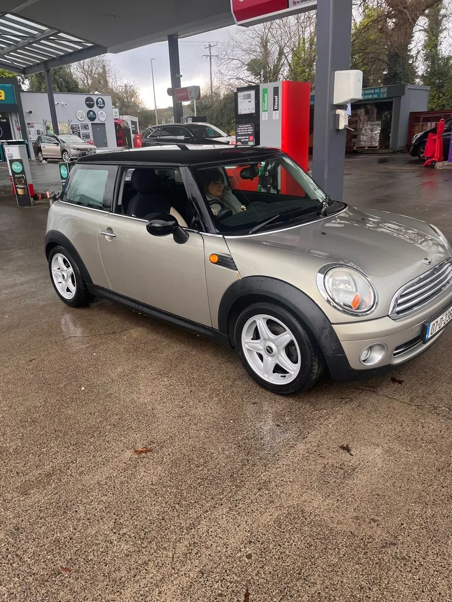 2007 MINI COOPER - Image 1