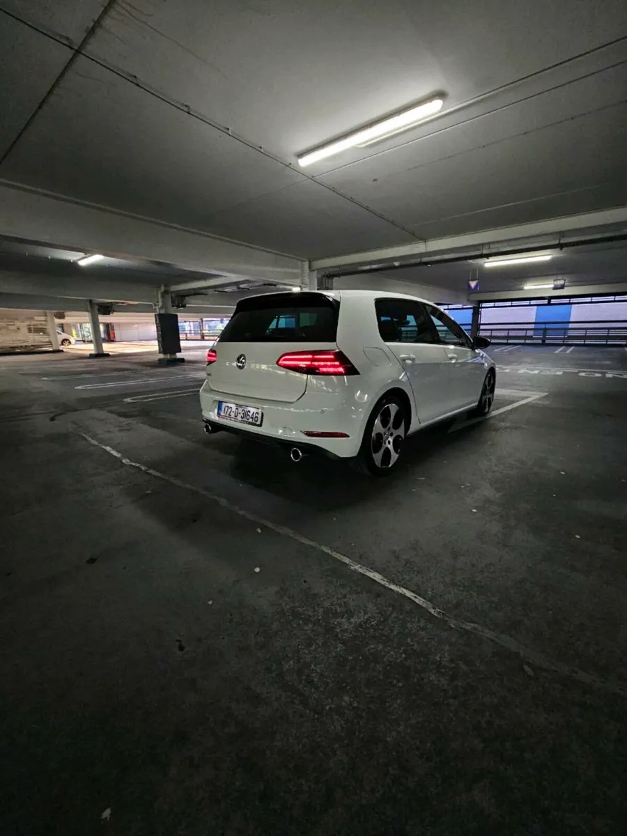 Volkswagen golf gti 7.5 - Image 2