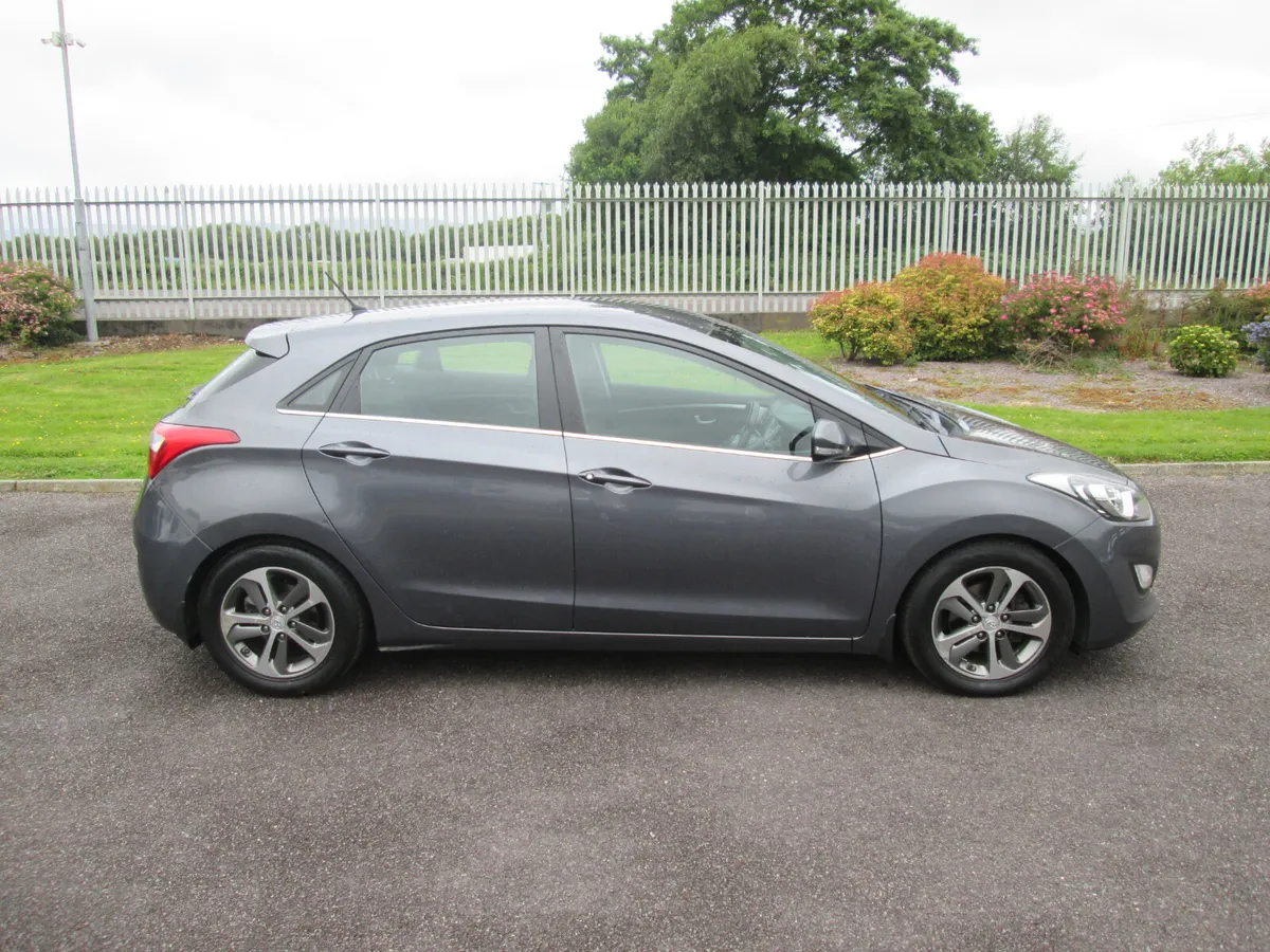 2016 Hyundai I 30 1.6 Crdi Deluxe Nct 11/2026 - Image 3