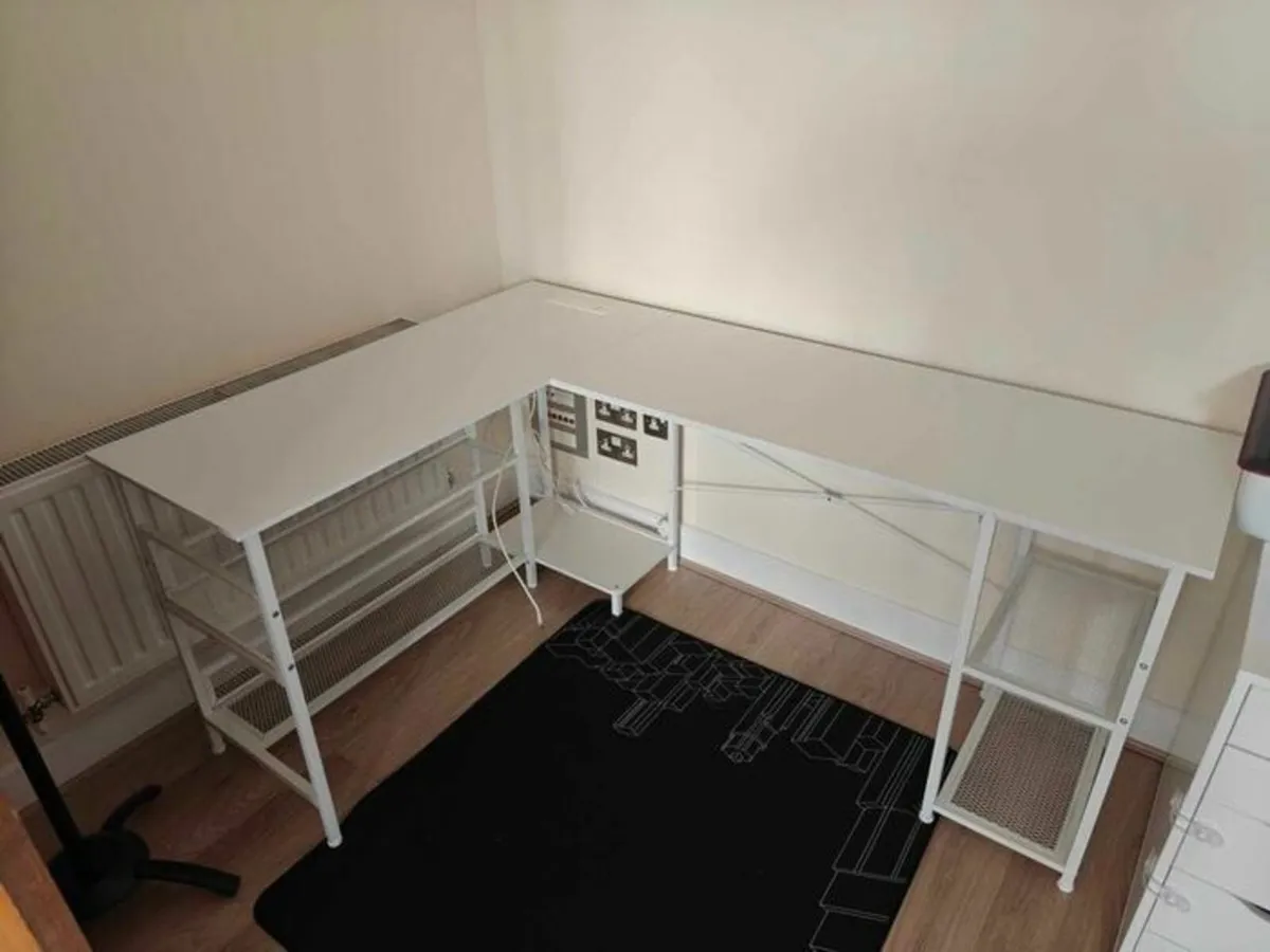 L Shaped Office Desk 168D x 120W x 75.7H - Image 2