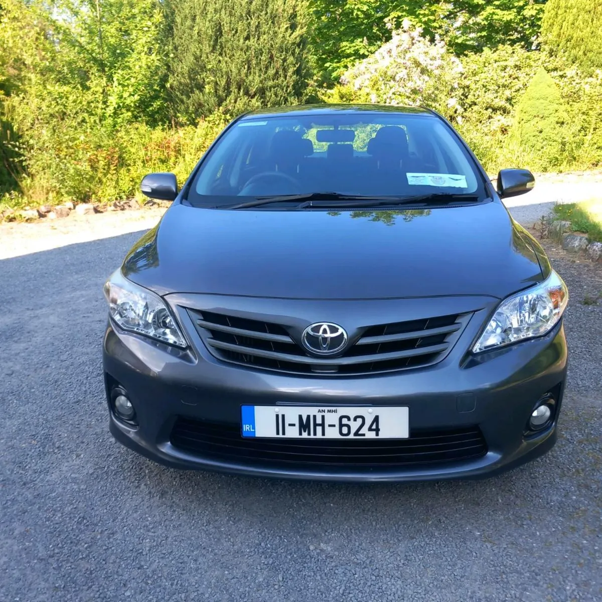Toyota Corolla Terra 1.4D manual saloon - Image 3