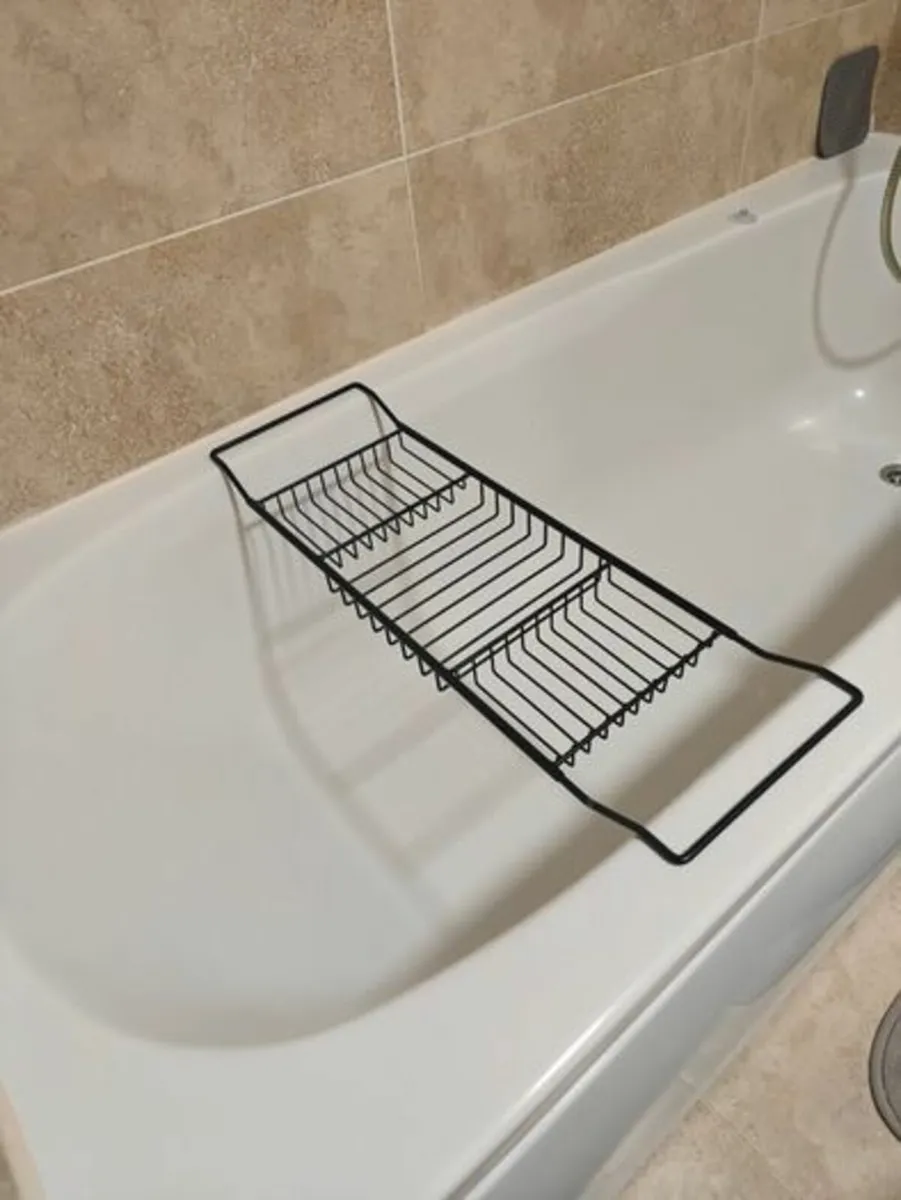 Extendable Black Wire Bath Rack