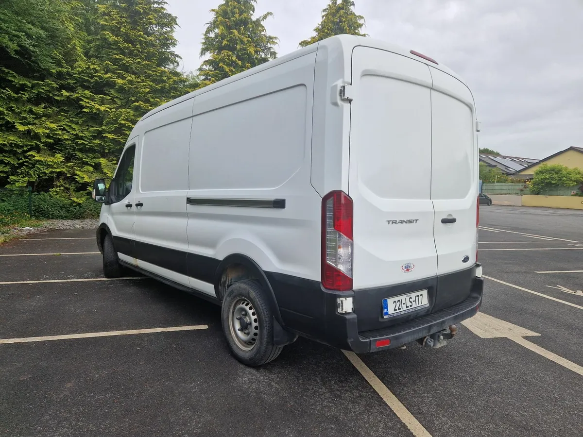 Ford Transit 2022 - Image 2