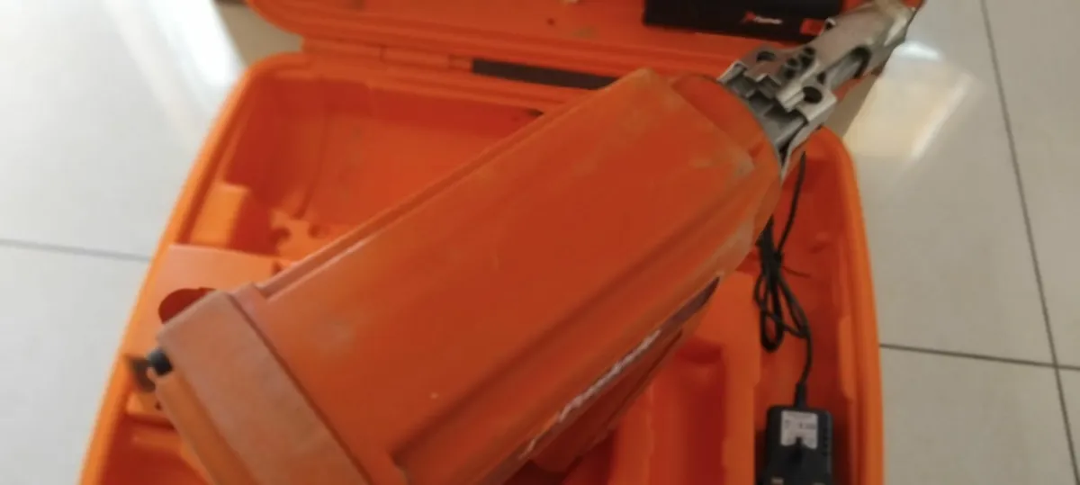 Paslode im350 1st Fix Nail Gun"Fully Serviced" - Image 3