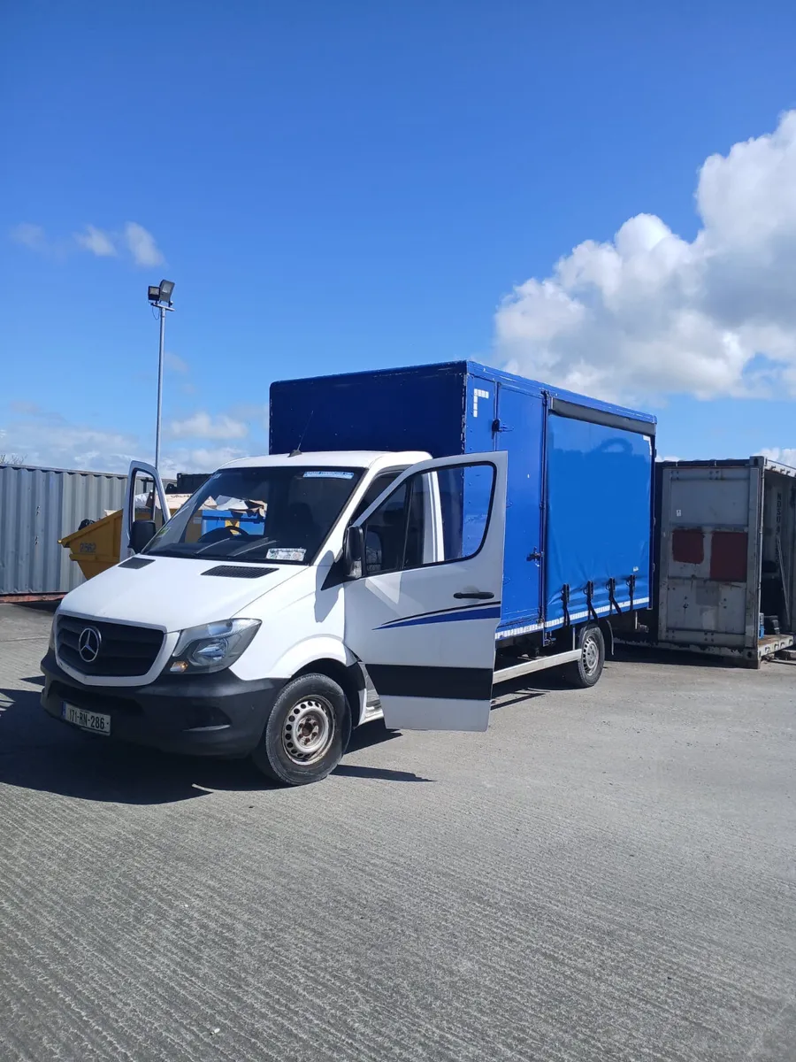 2017 Mercedes Sprinter - Image 1