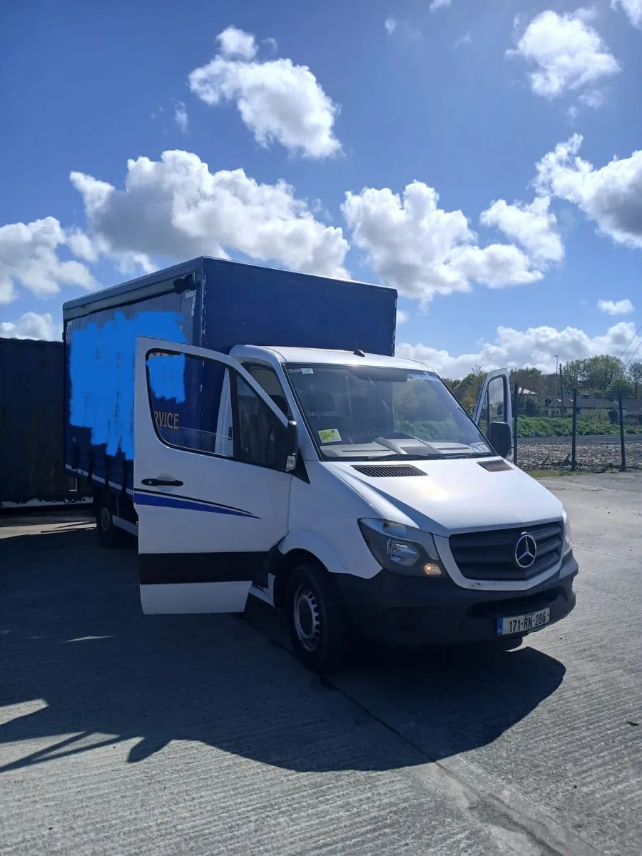 2017 Mercedes Sprinter - Image 3