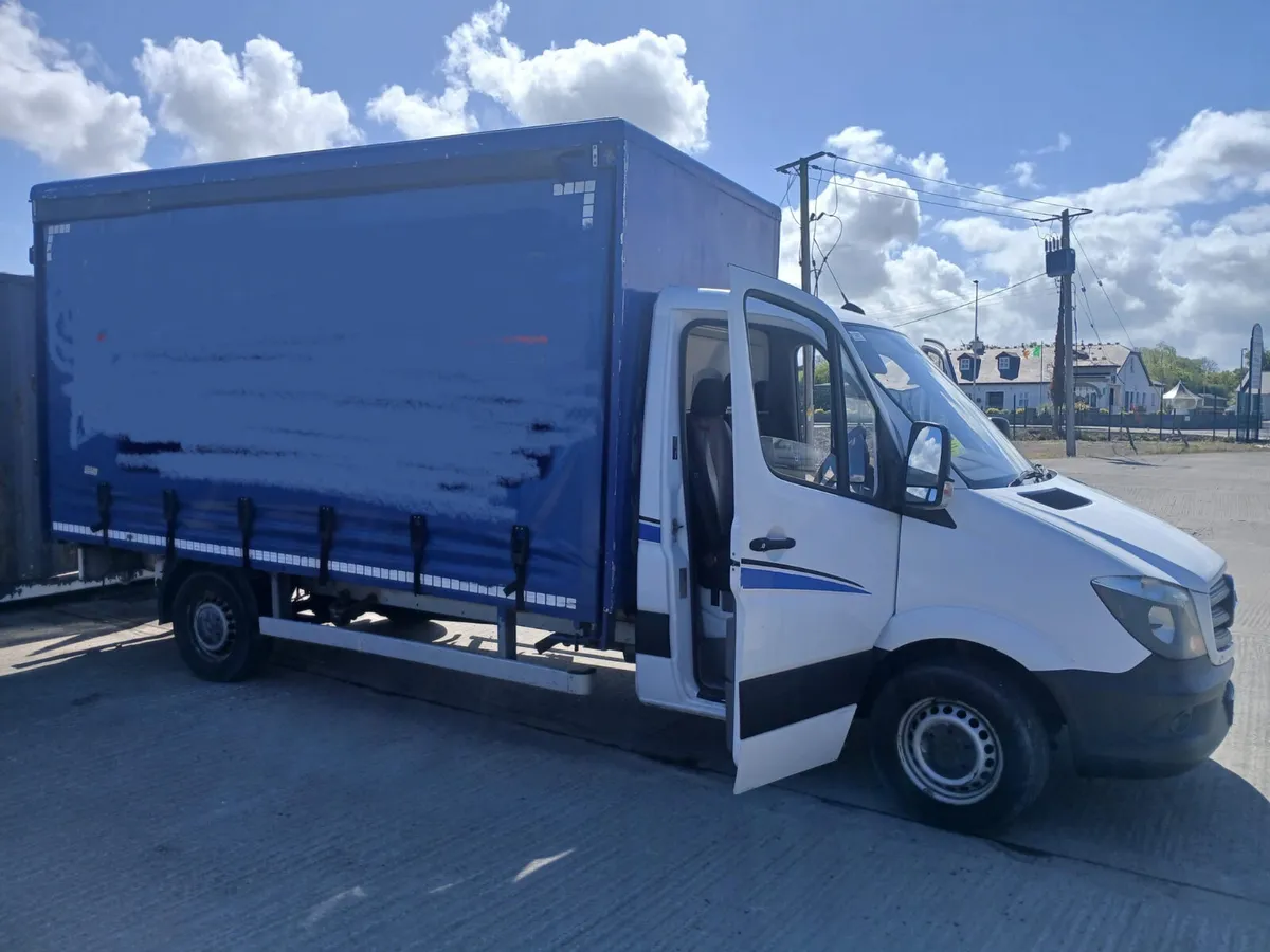 2017 Mercedes Sprinter - Image 4