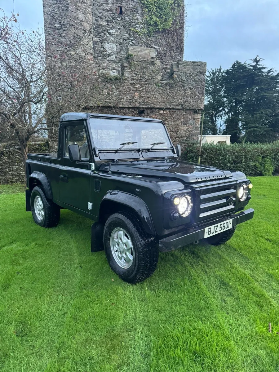 Land Rover - Defender 90 SVX Body Kit - Image 1