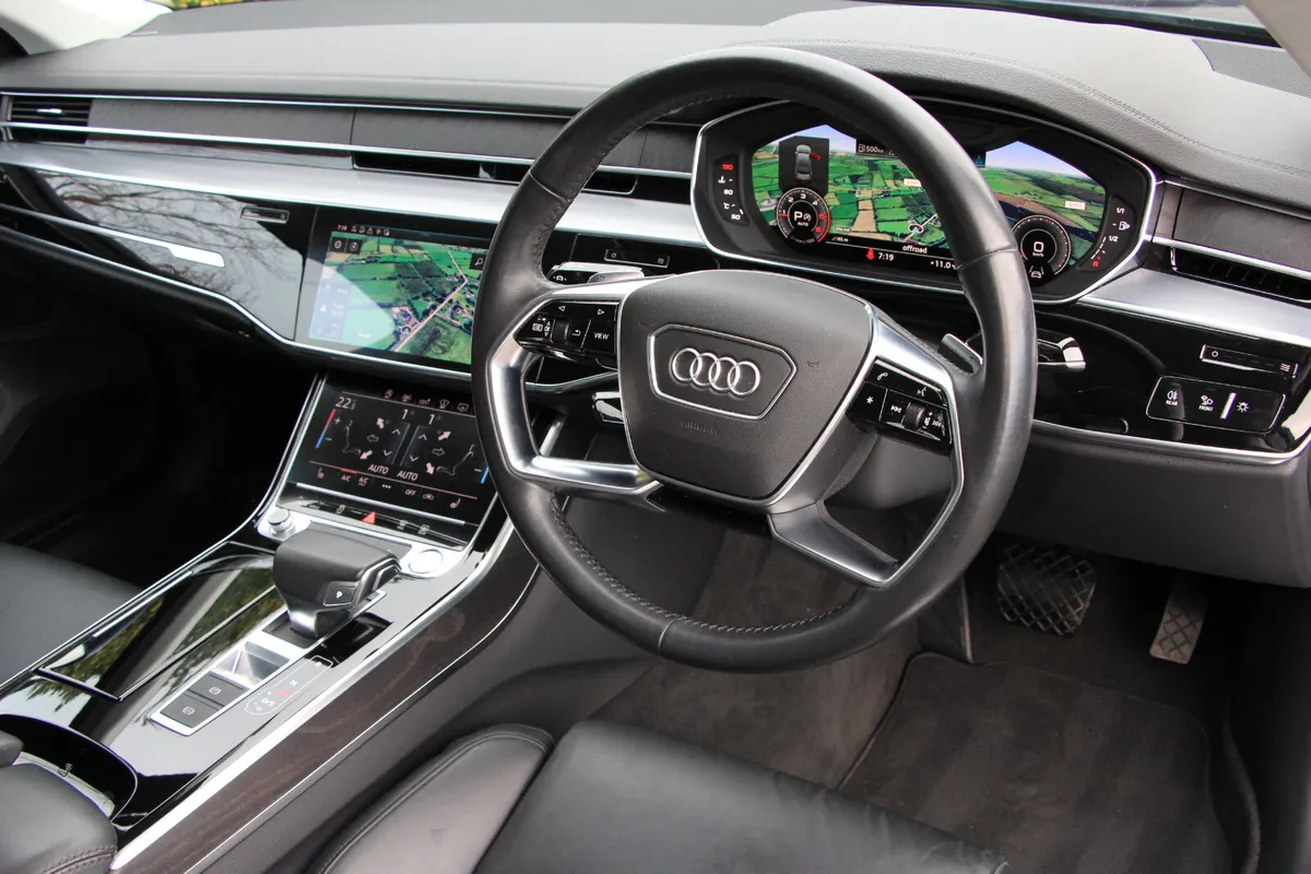 A8 286Bhp * Leather * Tech * Heads up * Low kms - Image 3