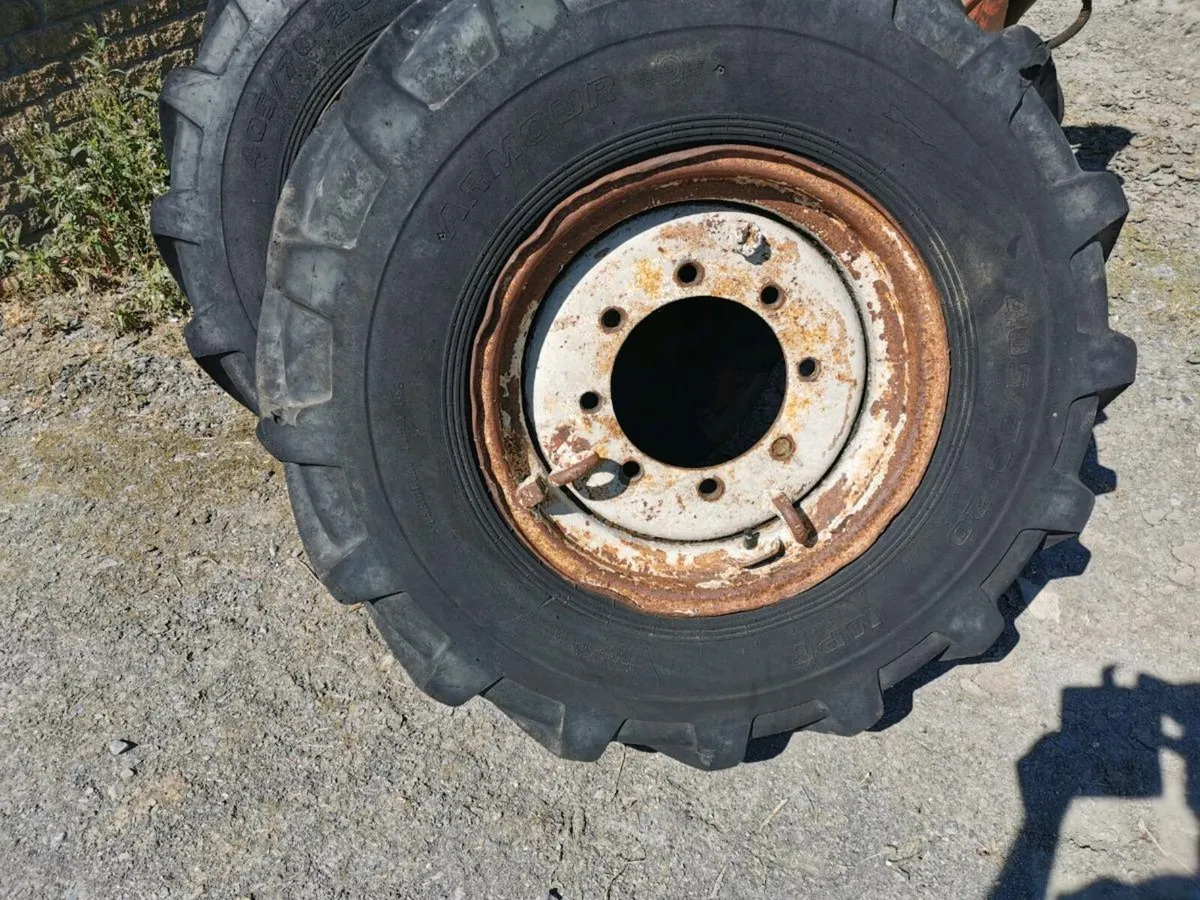 Matbro 200 wheels - Image 4