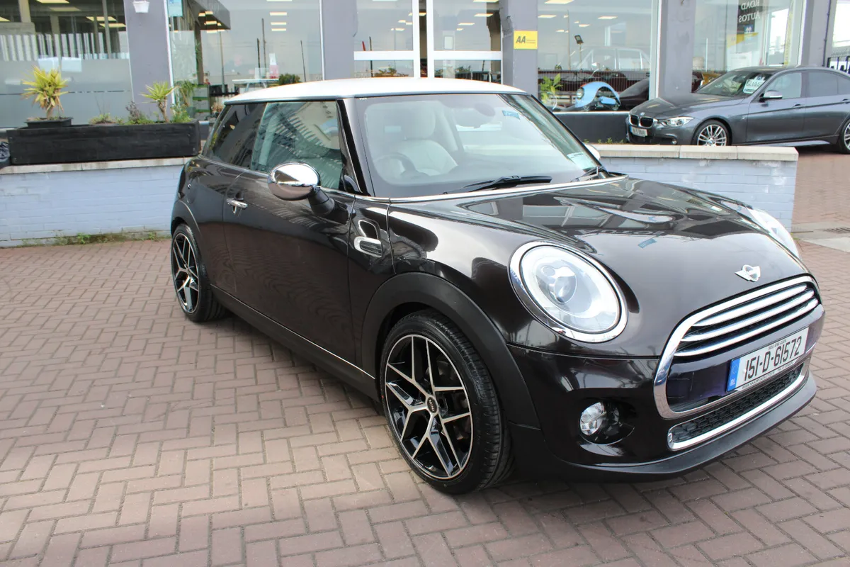 Mini Cooper 2015 - Image 1
