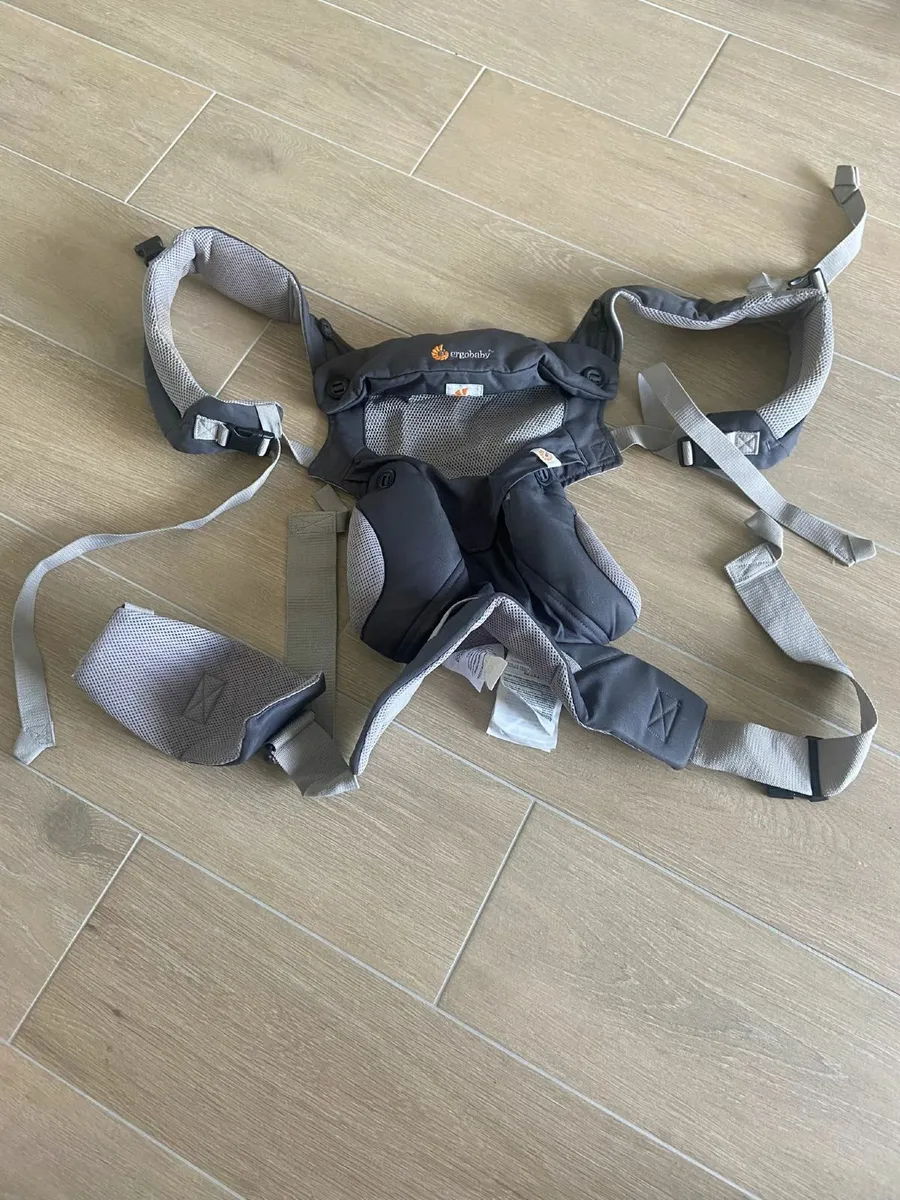 Ergobaby 360 4-position baby carrier - Image 3