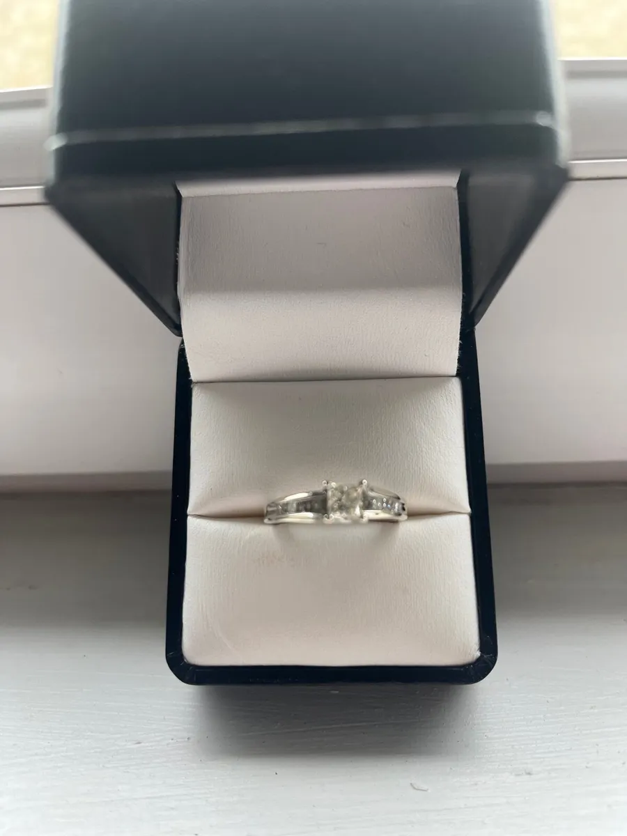 White Gold Ring - Image 2