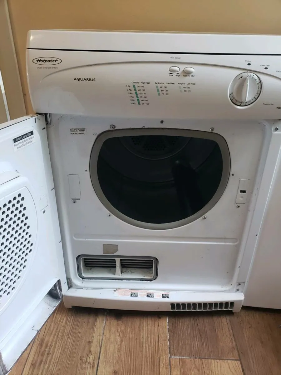 Clothes Dryer - Image 2