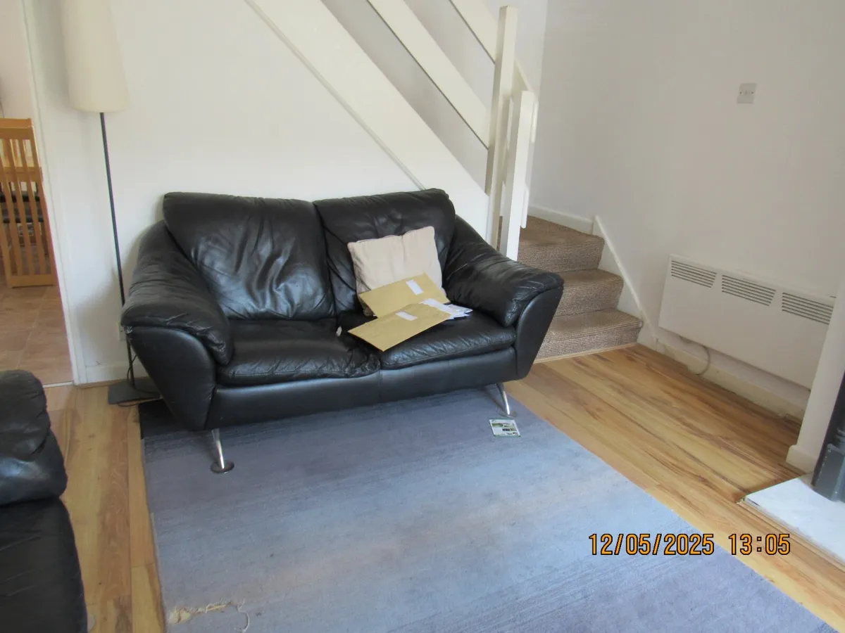 Contents of House - Image 1