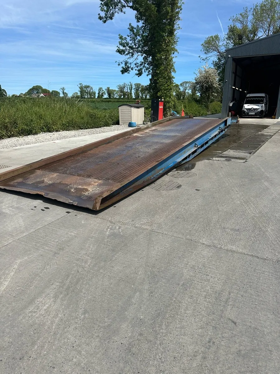 Load ramp - Image 1