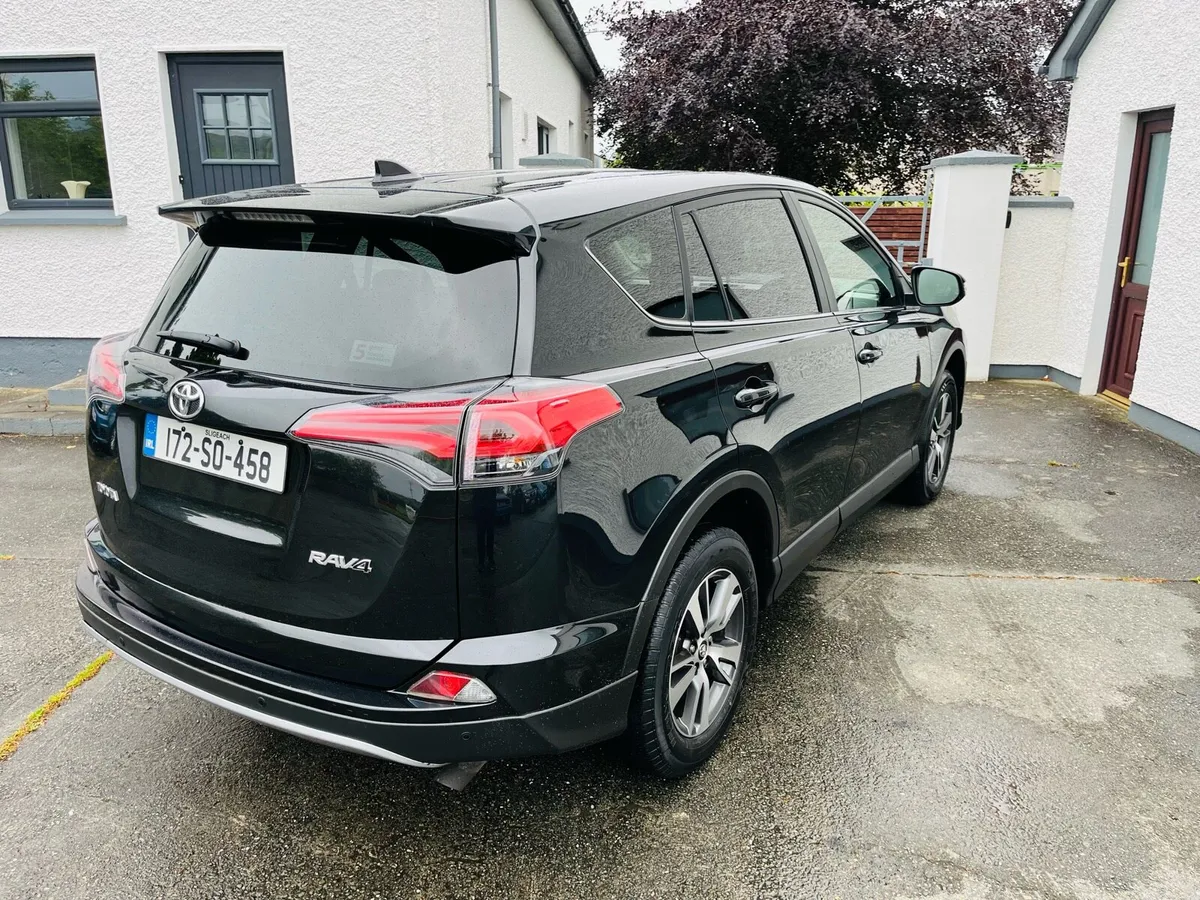 172 TOYOTA RAV4 2.0 DIESEL BUSINESS MODEL €270 TAX - Image 2
