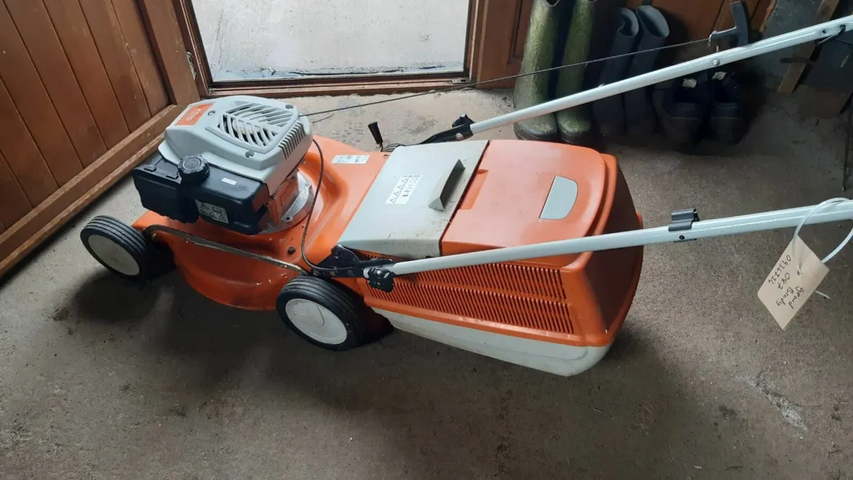 lawnmower - Image 2