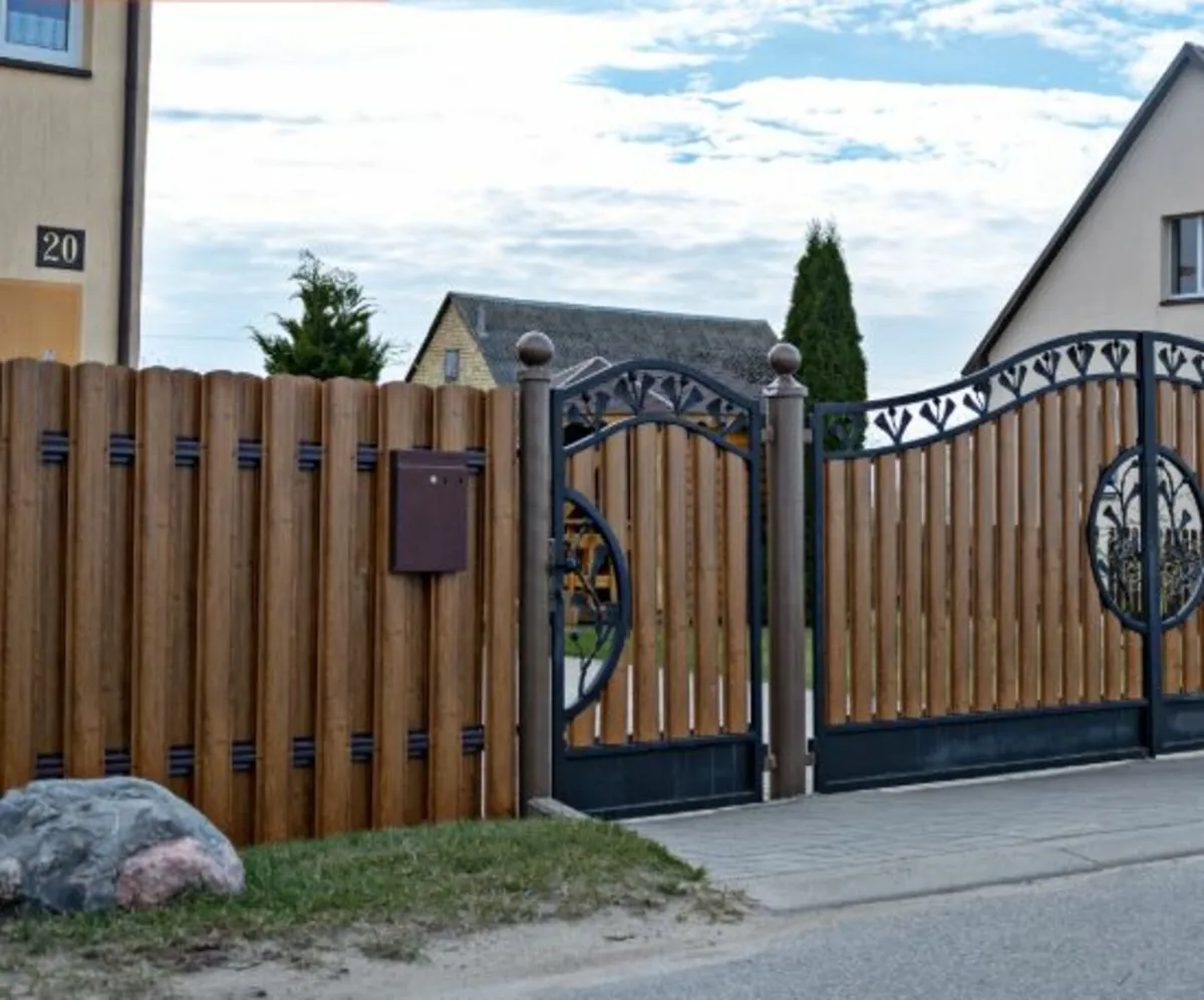 Steel fence Timber imitation - Image 1