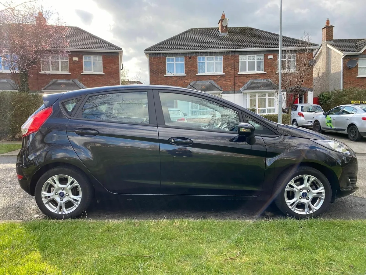 Ford Fiesta 2014 - Image 3