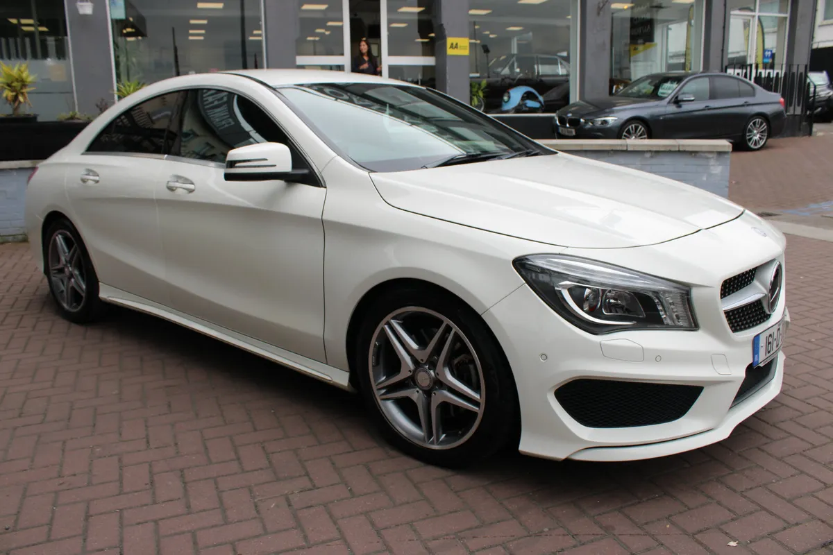 CLA AMG CLASS 5DR ESTATE 160 BHP AUTOMATIC // - Image 2