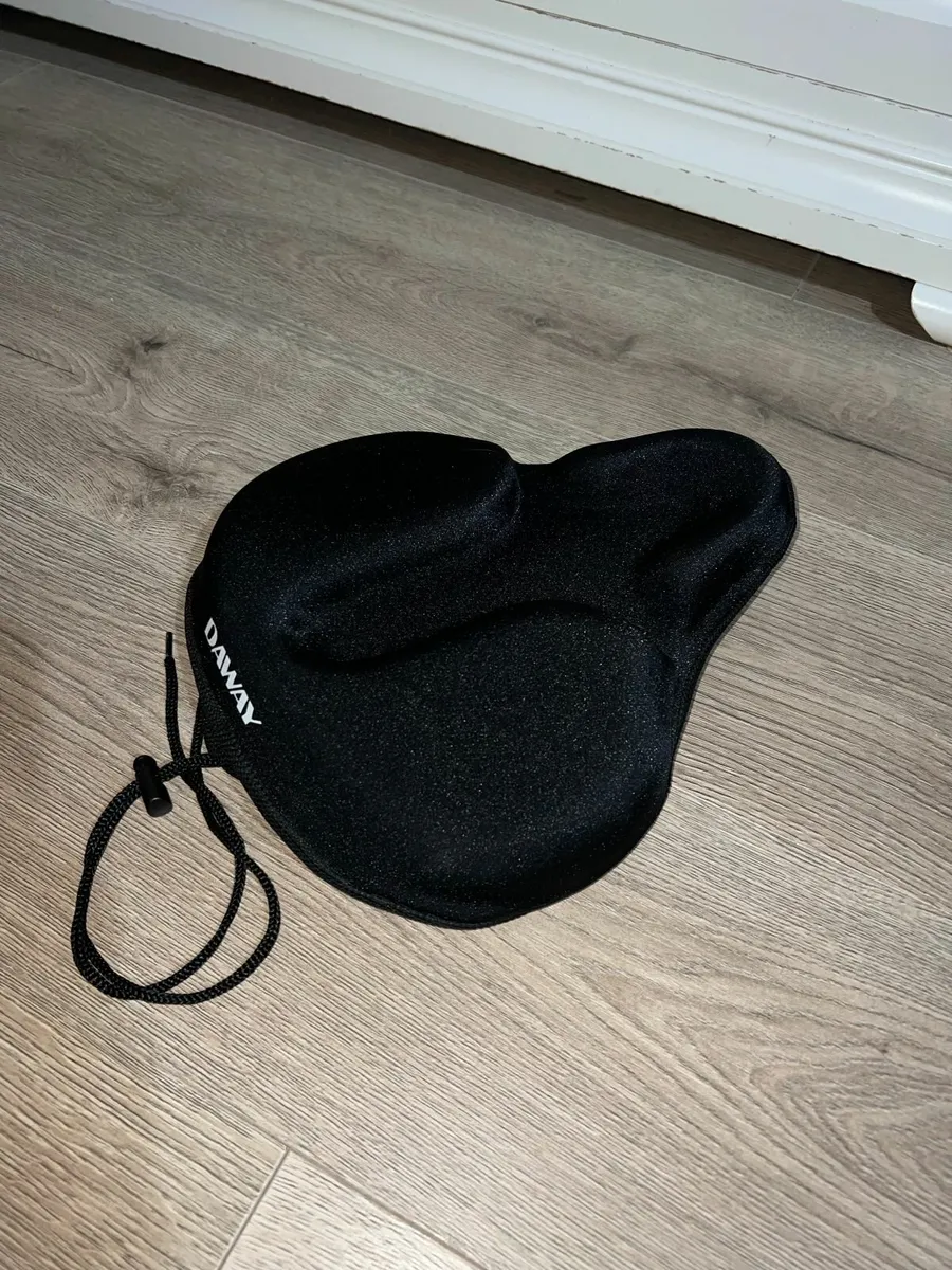 DAWAY Comfortable Exercise Bike Seat Cover - Image 3
