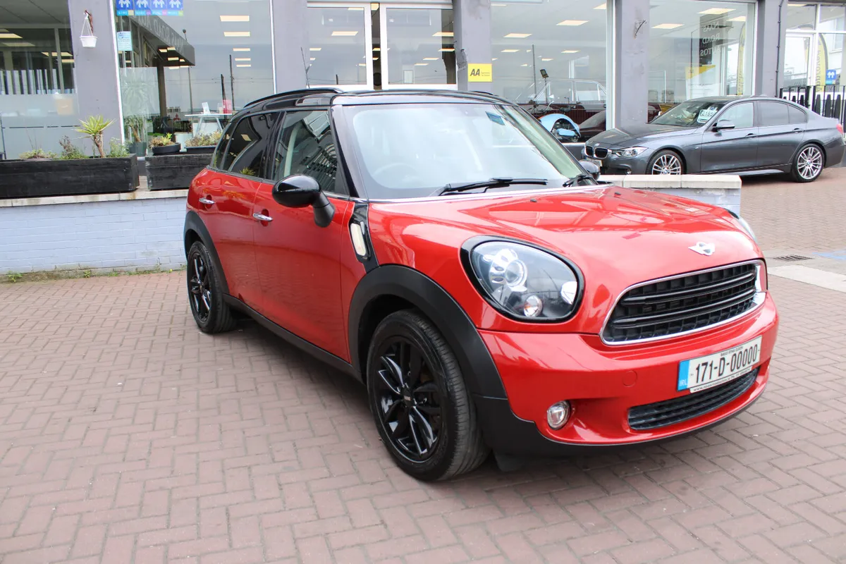 2017 MINI COUNTRYMAN 2,0D COOPER EDITION AUTO - Image 1