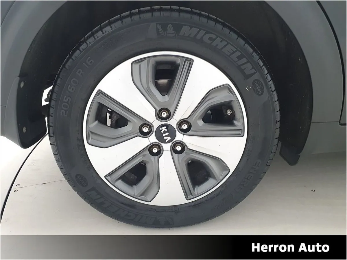Kia Niro 1.6 Phev Auto  free Charger - Image 4