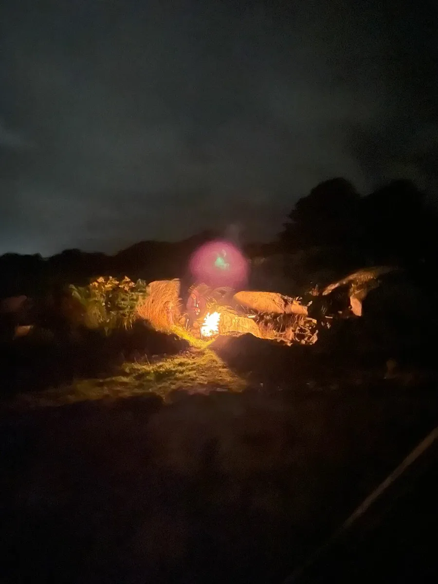 2 Fire Pits - Image 4