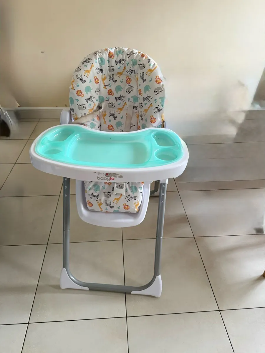 Babylo Hi Lo Convertible High Chair - Image 1