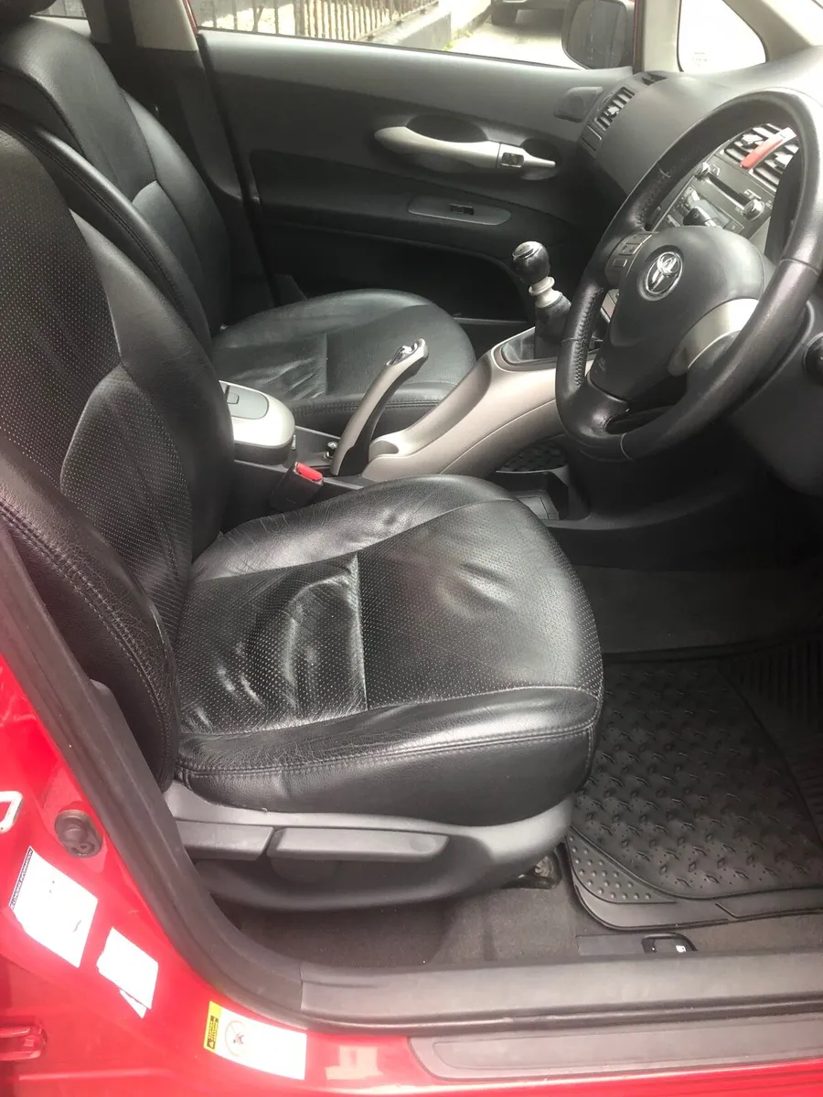08 TOYOTA AURIS LEATHER NEW NCT - Image 2