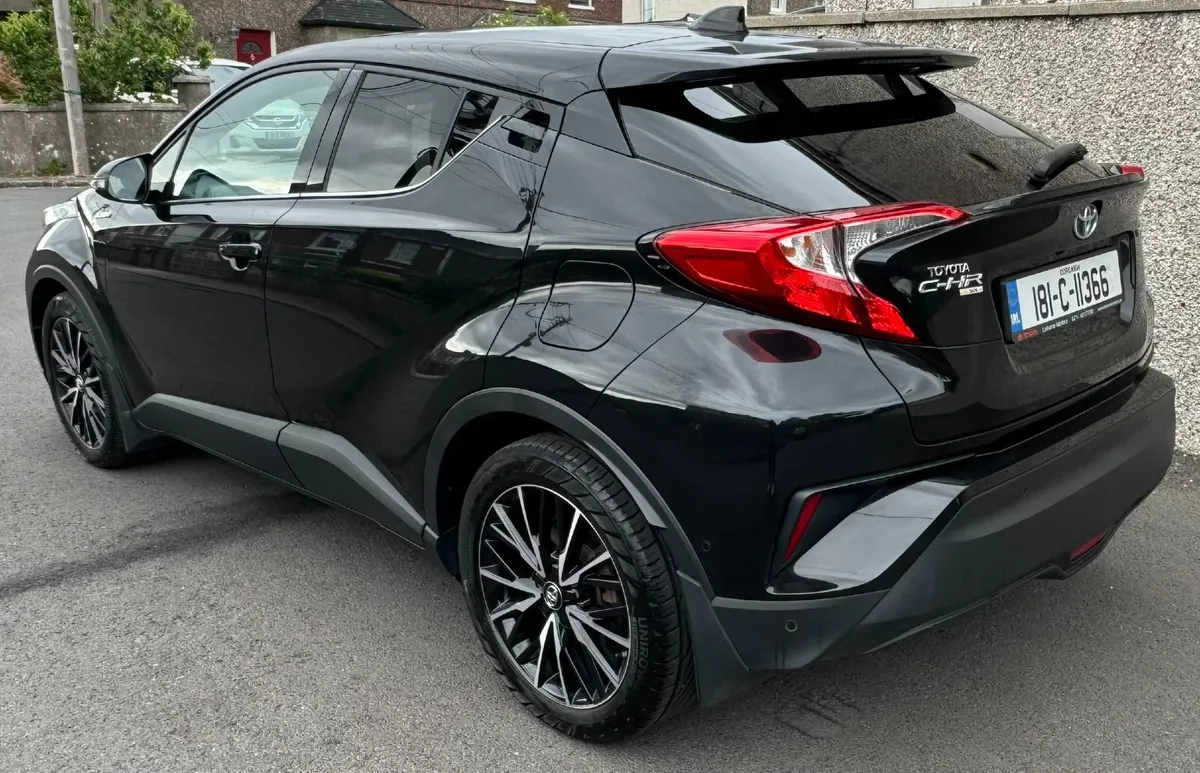 Toyota C-HR 1.8 Hybrid Sol 2018 - Image 3
