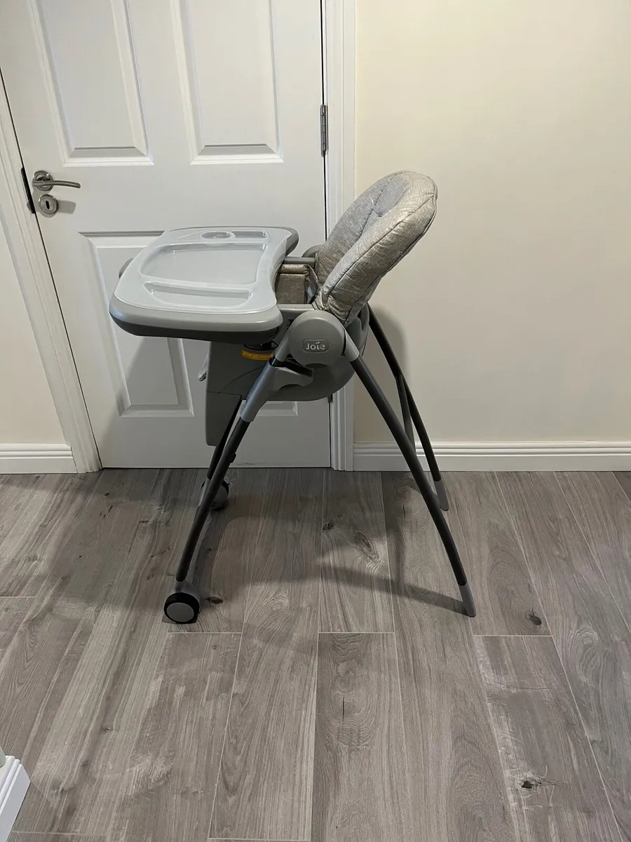 High chair - Image 2