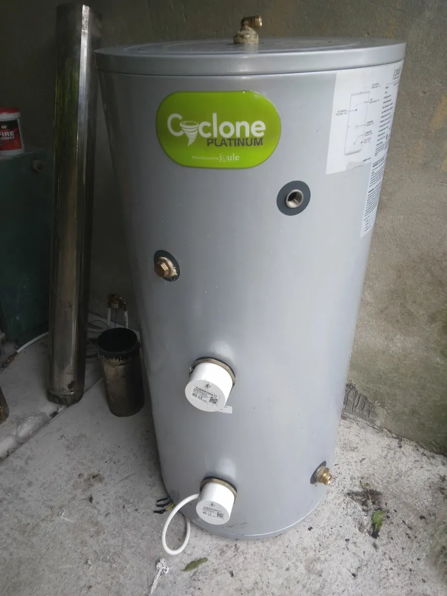 Duel twin emersion 150ltr stainless Steel hot tank - Image 3