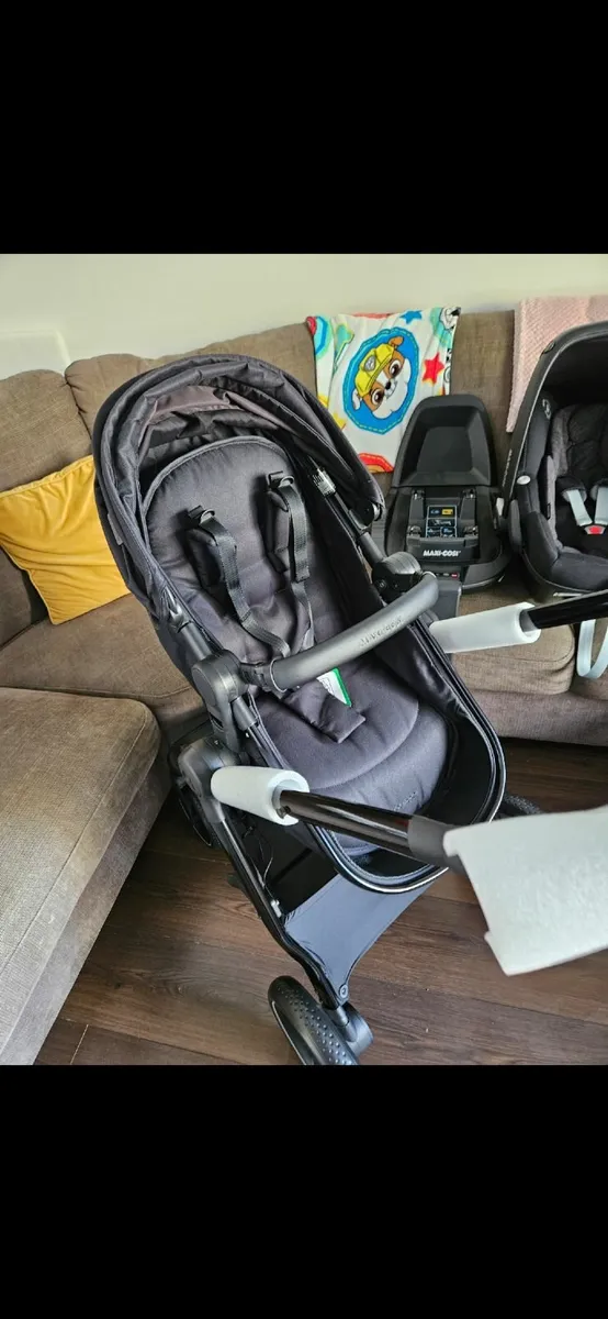 Maxi-Cosi Travel System - Image 3