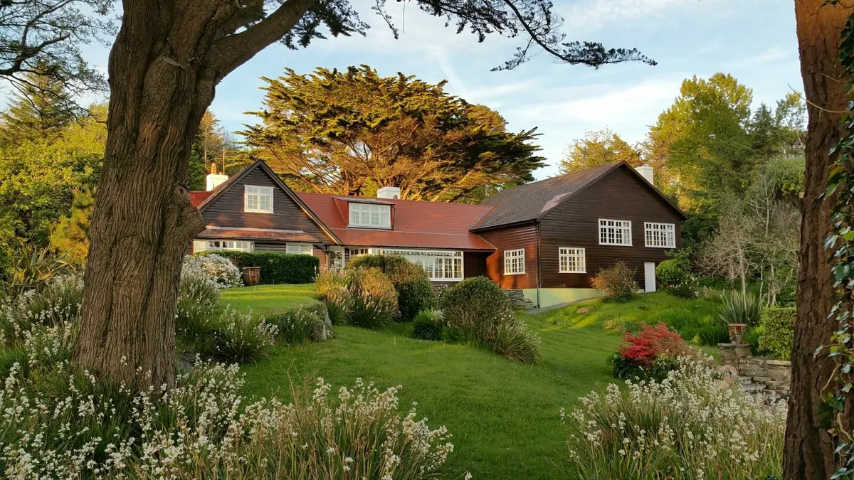 Beautiful house 6 bed house by the sea in Bantry - Image 1