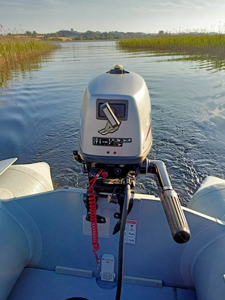 4HP 4 Stroke Mariner outboard engine - Image 1